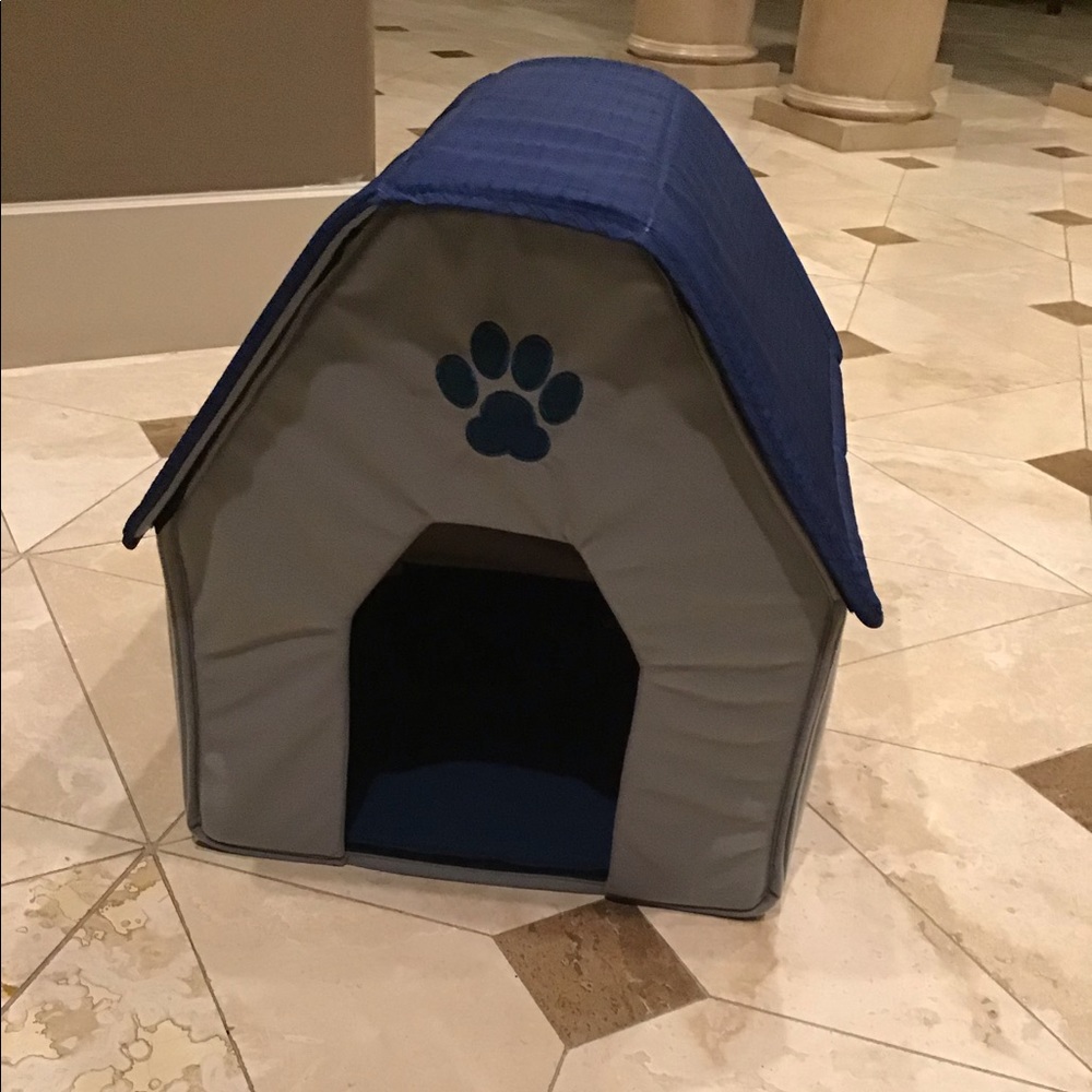 🎉COLLAPSABLE DOG OR CAT HOUSE SOFT SIDED NWOT